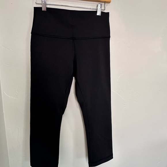 NWOT lululemon Align High-Rise Crop 21" Sz 8 - Picture 3 of 13